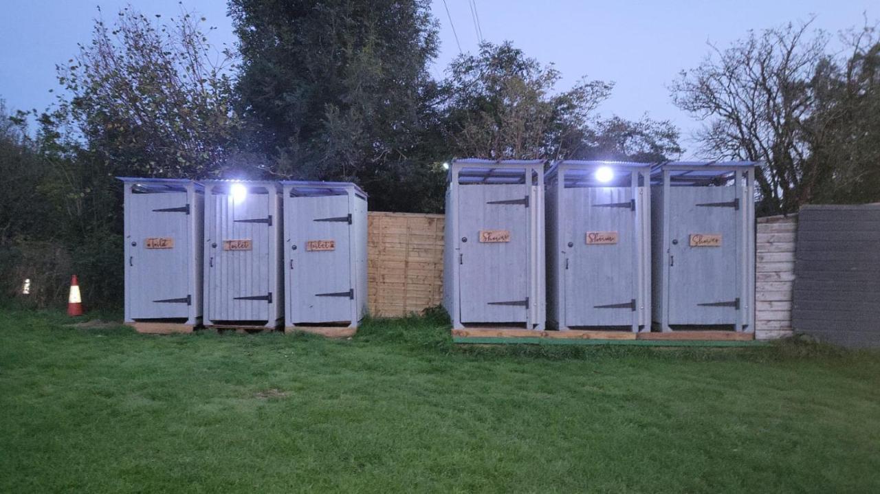Hotel Dorset Glamping Fields Corfe Mullen Exterior foto